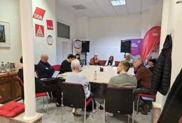 Diskussionsrunde Familien unter Druck